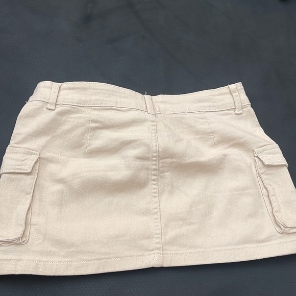 Khaki cargo skirt - Picture 2 of 2